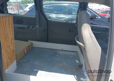 2001 Dodge Grand Caravan Se from USA, damaged, VIN 1B4GP243X1B252190